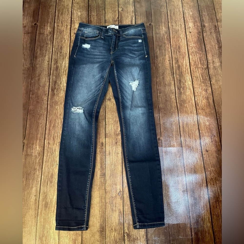 Mudd jeans low rise skinny size 3